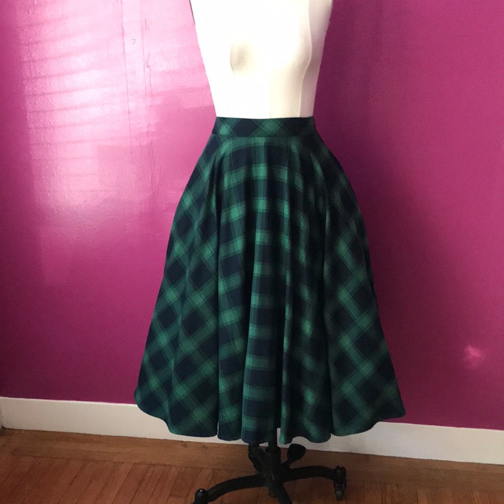 Voodoo Vixen tartan circle skirt